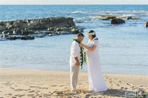 Secret Ceremony ~ Michelle And Mikes Paradise Cove Oahu Elopement