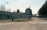 Berliner Mauer damals und heute - Fotovergleich und Luftbild-Karte