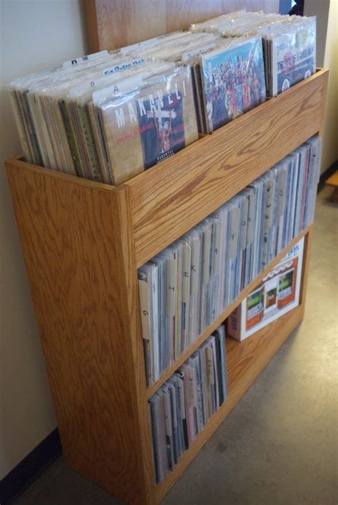 Custom Built Record Shelf Vinilos
