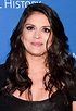 Cecily Strong Pens Heartbreaking Essay About Late Cousin's Cancer ...