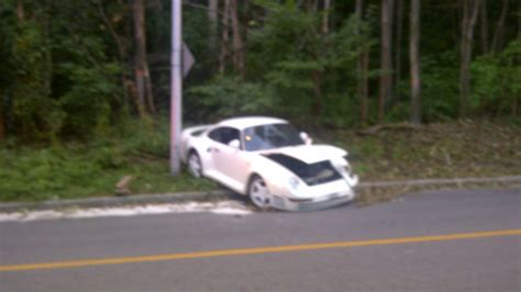 Experience The Sheer Horror Of A Crashed Porsche 959 In Montreal