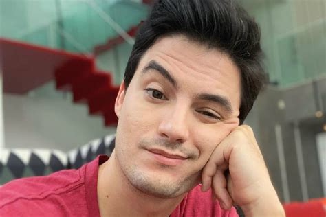 Search, discover and share your favorite felipe neto gifs. Veja famosos que Felipe Neto deixou de seguir por posicionamento político