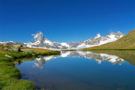 Premium Photo Beautiful Swiss Alps Landscape With Stellisee Lake And
