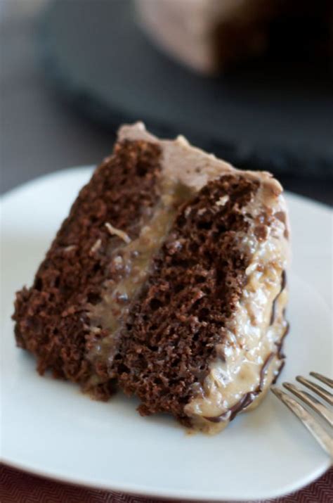 German chocolate cake, traditionally made with sweet baking chocolate, is known to be unapologetically decadent and indulgent. Best German Chocolate Cake Recipe - Delights Of Culinaria ...
