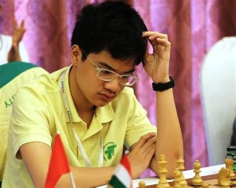 15 Year Old Khôi Sits Atop National Chess Tourney