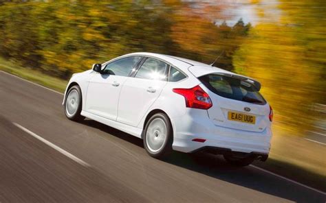 This is one of those cars where the whole is greater than the sum of the parts. 2012 Ford Focus Zetec S Review Specs & Price - autodraaak