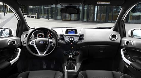 Der sportliche charakter dieses autos zeigt sich auch im innenraum. 2015 Ford Fiesta Black & White Editions Detailed, Ka Gets ...