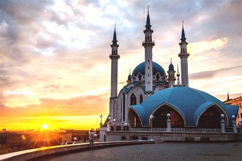 Jika anda meletakkan kotak berisi pasir secara langsung kucing akan buang air di tempat tersebut. 5 masjid tercantik di dunia yang mengagumkan | Lagenda Press