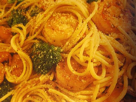 Cook 3 to 5 minutes, until cooked through. Diabetic Enjoying Food: Spaghetti, Broccoli, & Shrimp | Food, Diabetic recipes, Recipes