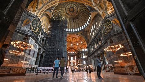 We did not find results for: UNESCO dan Dewan Gereja Dunia Soroti Langkah Turki Fungsikan Kembali Hagia Sophia Jadi Masjid ...