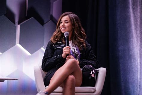 Uci Esports Receives 50000 T From Top Video Game Streamer Pokimane Uci News