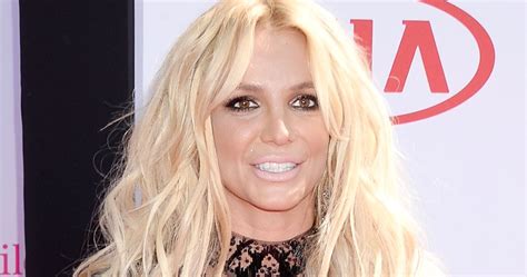 Britney Spears Scares Fans After Dancing With Knives On Social Media As Her Mental Health Is