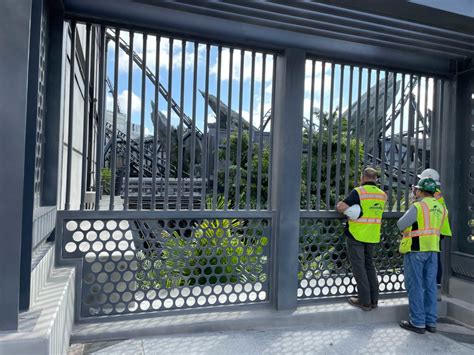 Photos Video Construction Walls Removed Around Jurassic World Velocicoaster In Universals