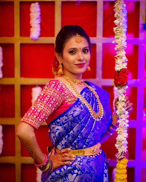 Pretty Bride Matching Her Blue Pattu Saree With Pink Designer Blouse 💙💖