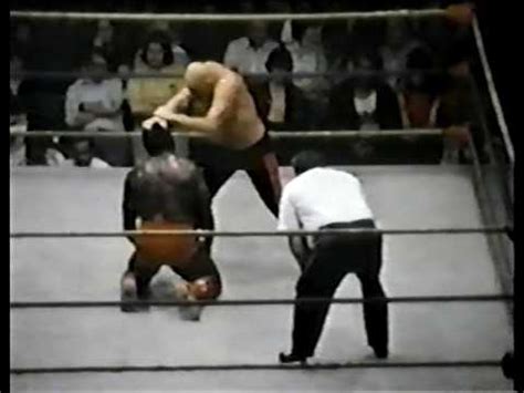 Some wrestlers wither away as their careers begin to slow down, but not bobo brazil. Baron Von Raschke vs Bobo Brazil - YouTube