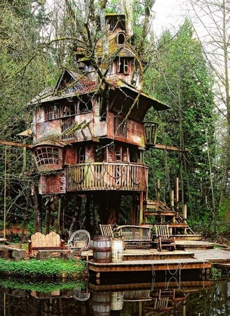 This Forgotten Treehouse In Washington Is Possibly The Best Thing Ever