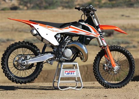 94,00 (weight ready to race (without fuel)). 2017 KTM 125 and 150 SX: First Ride Impression - Dirt Bike ...