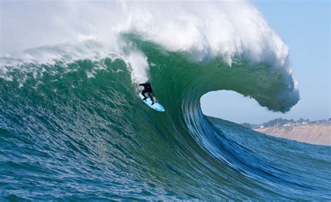 Mavericks Surf Photos 2012