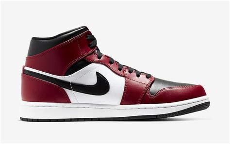 La air jordan 1 mid chicago reprend quasiment tous les codes du coloris original. Une Air Jordan 1 Mid "Chicago Black Toe" à venir - Le Site ...