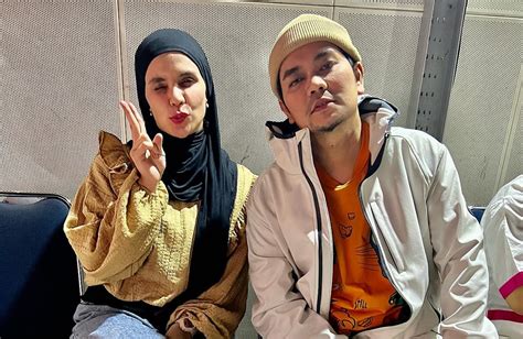 Foto Bareng Indra Bekti Aldila Jelita Kita Bisa Bersaudara Dengan