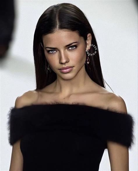 Adriana Lima En Instagram Young Lima 🖤🤍 Adriana Lima Hair Model