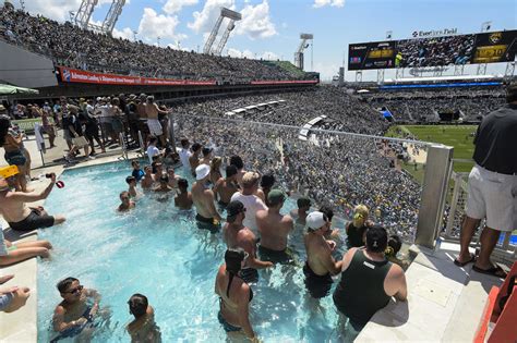 2 days ago · an updated look at the jacksonville jaguars 2021 salary cap table, including team cap space, dead cap figures, and complete breakdowns of player cap hits, salaries, and bonuses. Jaguars Begin Offering Public Tours Of EverBank Field | WJCT NEWS