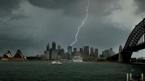 Sydney Storms Summers First Big Thunderstorms Set To Roll Into City