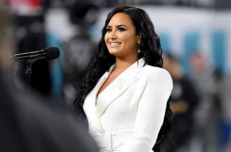 Demi Lovato's Meditation Video: Watch Her Mindfulness Session to Reset After 2020 | Billboard
