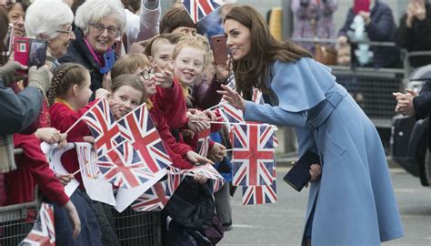 Kate Middleton Acaba De Receber O Mais Alto Título Da Realeza Britânica Mulher Mundo Mulher