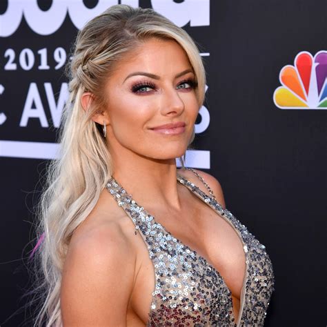 Wwes Alexa Bliss Fires Back At Body Shamer On Twitter