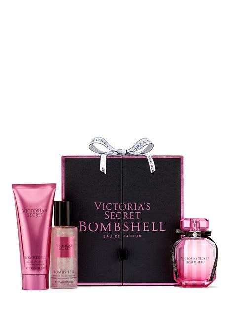 Victorias Secret Bombshell Signature T Set