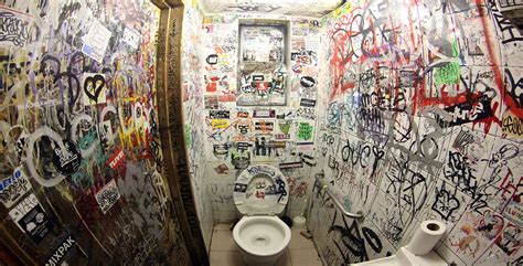 Graffiti Bathroom Graffiti Bathroom Graffiti Art