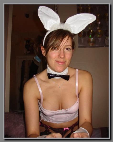 rate this sexy girl wearing a bunny costume r8sexygirls