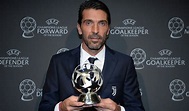 Buffon conquistó el premio al Mejor Portero de la Champions - Qué Pasa