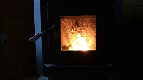 The lower auger in enlander stove isn't turning. Englander 1,500 sq. ft. Pellet Stove - YouTube