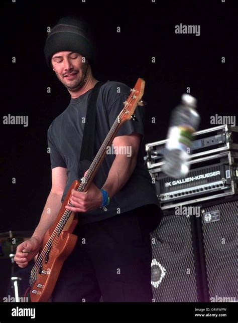 Glastonburykeanu Reeves Bass 2 Stock Photo Alamy