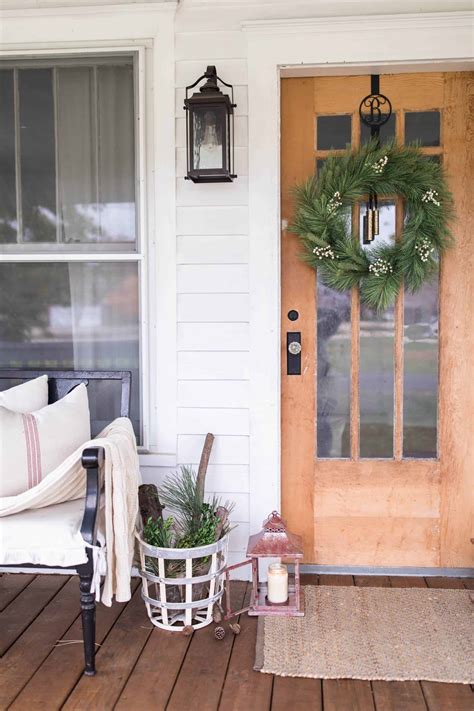 Create A Simple Farmhouse Christmas Front Porch Farmhouse On Boone