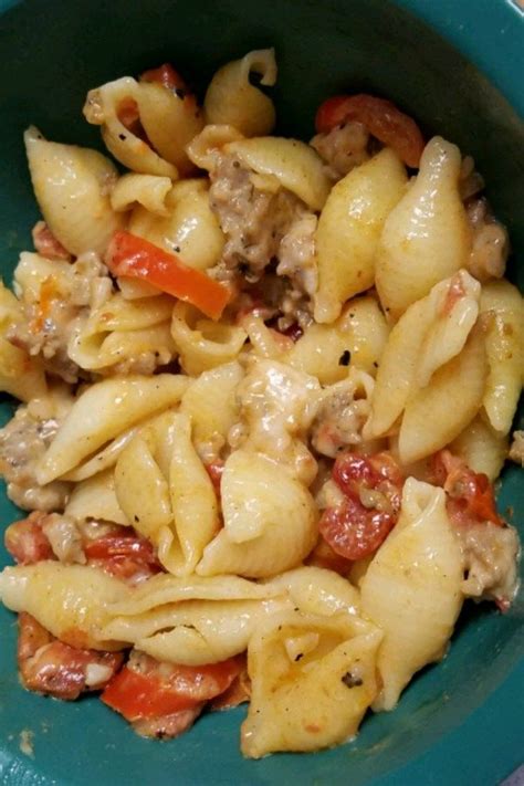 Enjoy with a side salad and/or garlic bread. Cheesy Sausage Pasta | Recipe | Recipes, Cooking recipes ...