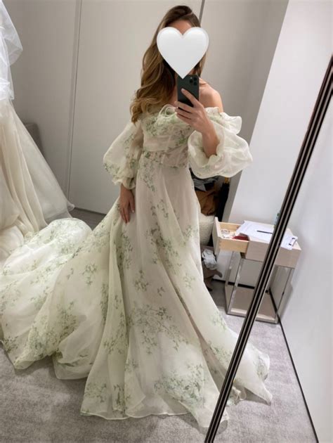 Monique Lhuillier Bloom Wedding Dress Save 33 Stillwhite