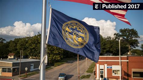 Nebraskas Flag Lacks Pizazz The Hard Part Is Changing It The New