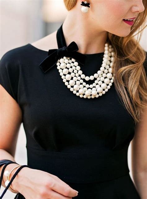 Great Pearl Necklace Outfit Ideas Fashion Pearl Necklace Outfit