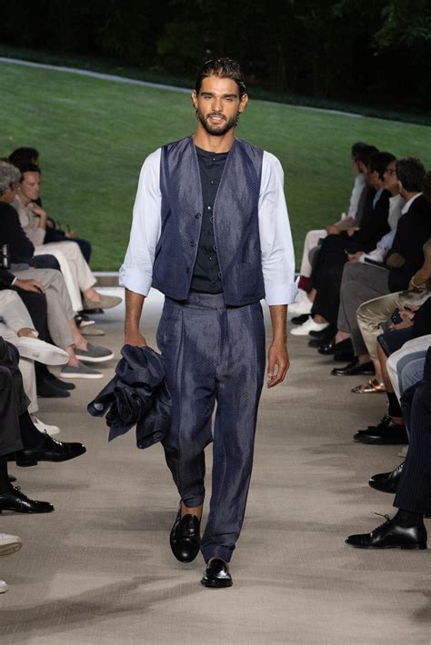 Giorgio Armani Spring 2022 Mens Fashion Show The Impression