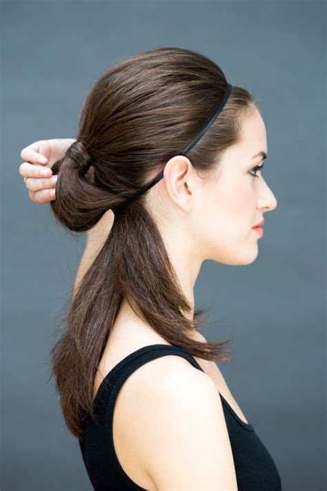 8 Super Easy Hairstyles You Can Do In Literally 10 Seconds All For