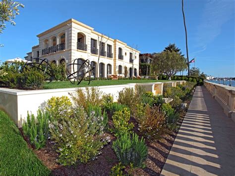 See This House A Mysterious 43 Million Dollar Newport Beach Mansion