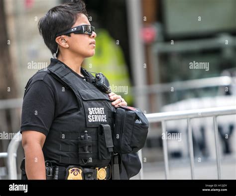 A Female Secret Service Agent Stock Photo Alamy