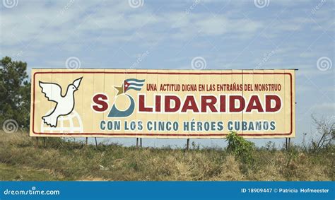 Propaganda Cubana Fotografía Editorial Imagen De Solidaridad 18909447