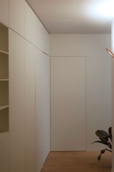 Apertura manuale.possibilità acquisto secondo garage di 15mq nello stesso stabile (non confinante ma nelle immediate vicinanze, come si vede. Casa DD| Riva del Garda| 2016-2017 Elisabetta Masiero ...