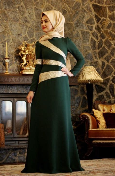 Dark Green Long Sleeve Muslim Evening Dresses 2017 Hijab Islamic Dubai