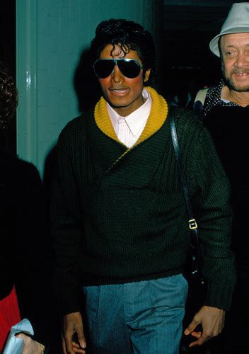 Michael Jackson Images Michael Jacksons Sunglasses Wallpaper And