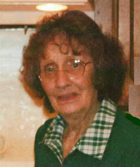 Obituary Of Betty Buxton Welcome To Green Hill Funeral Home Servi